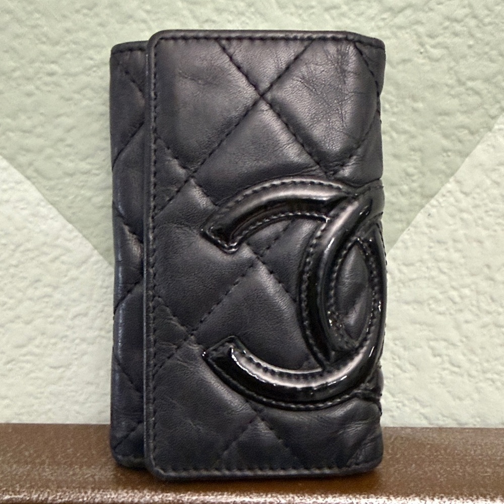 CHANEL Key Holder - Picture 11 of 11